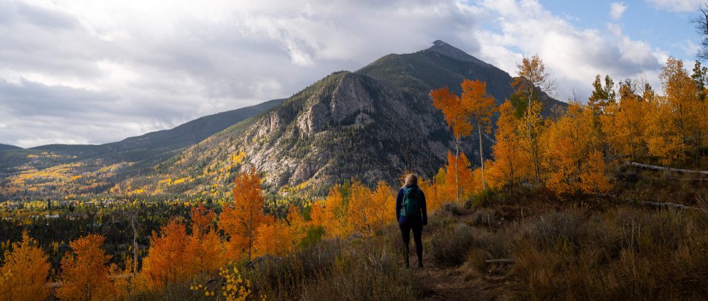 frisco wildernest leaf peeping hike across mount royal fall